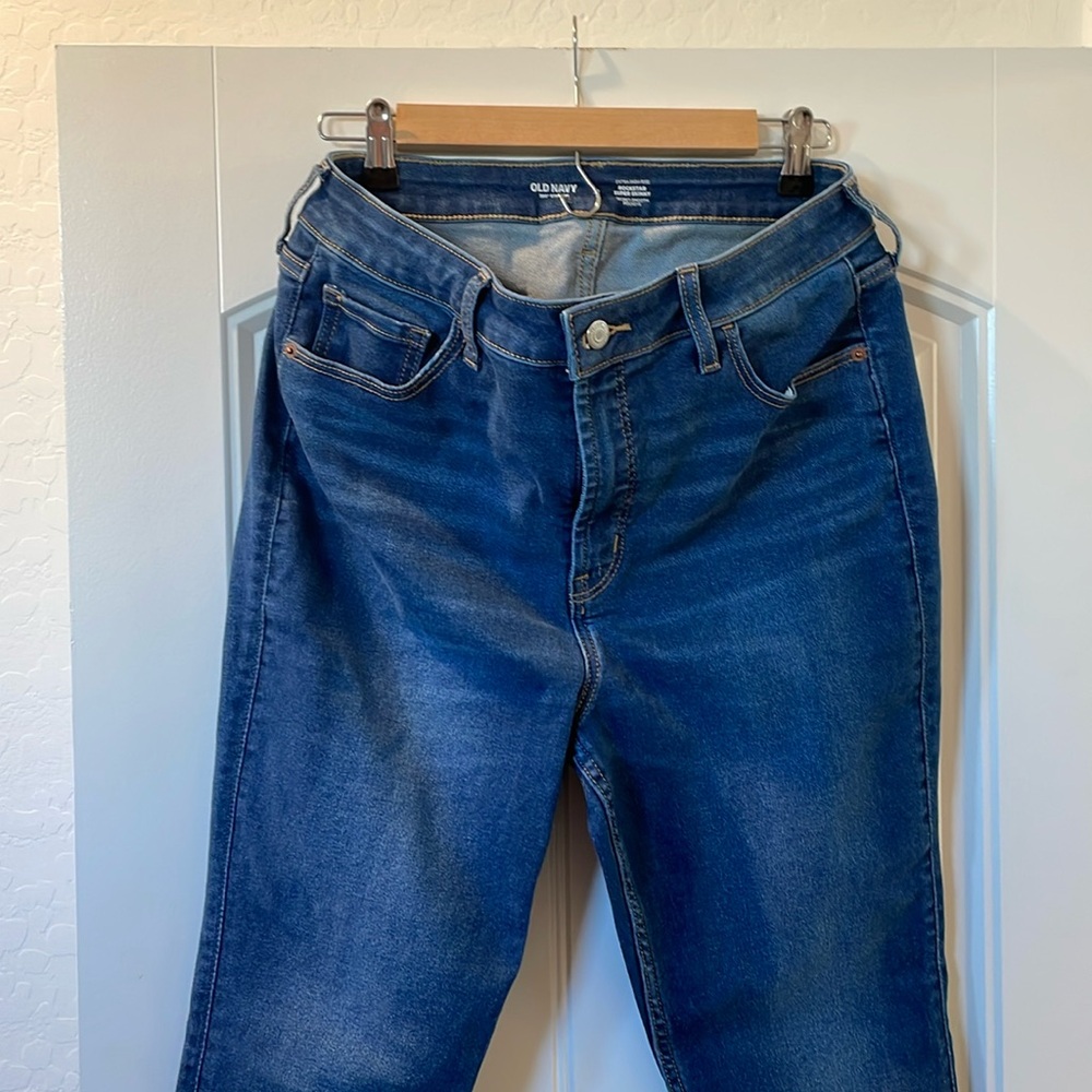 Old Navy Extra High-Rise Rockstar Super Skinny Jean